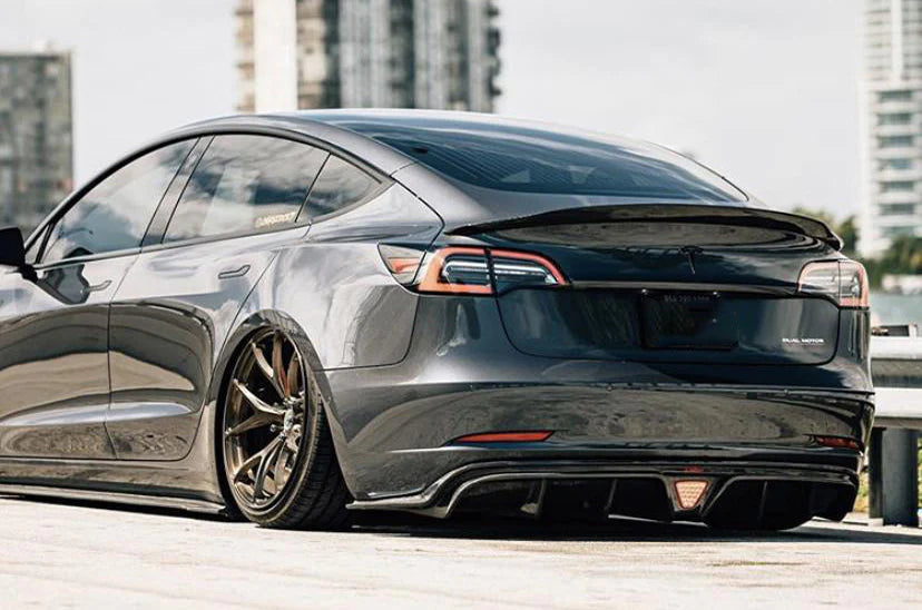 TESLA MODEL 3 (2019-ON) CARBON FIBER REAR DIFFUSER V2
