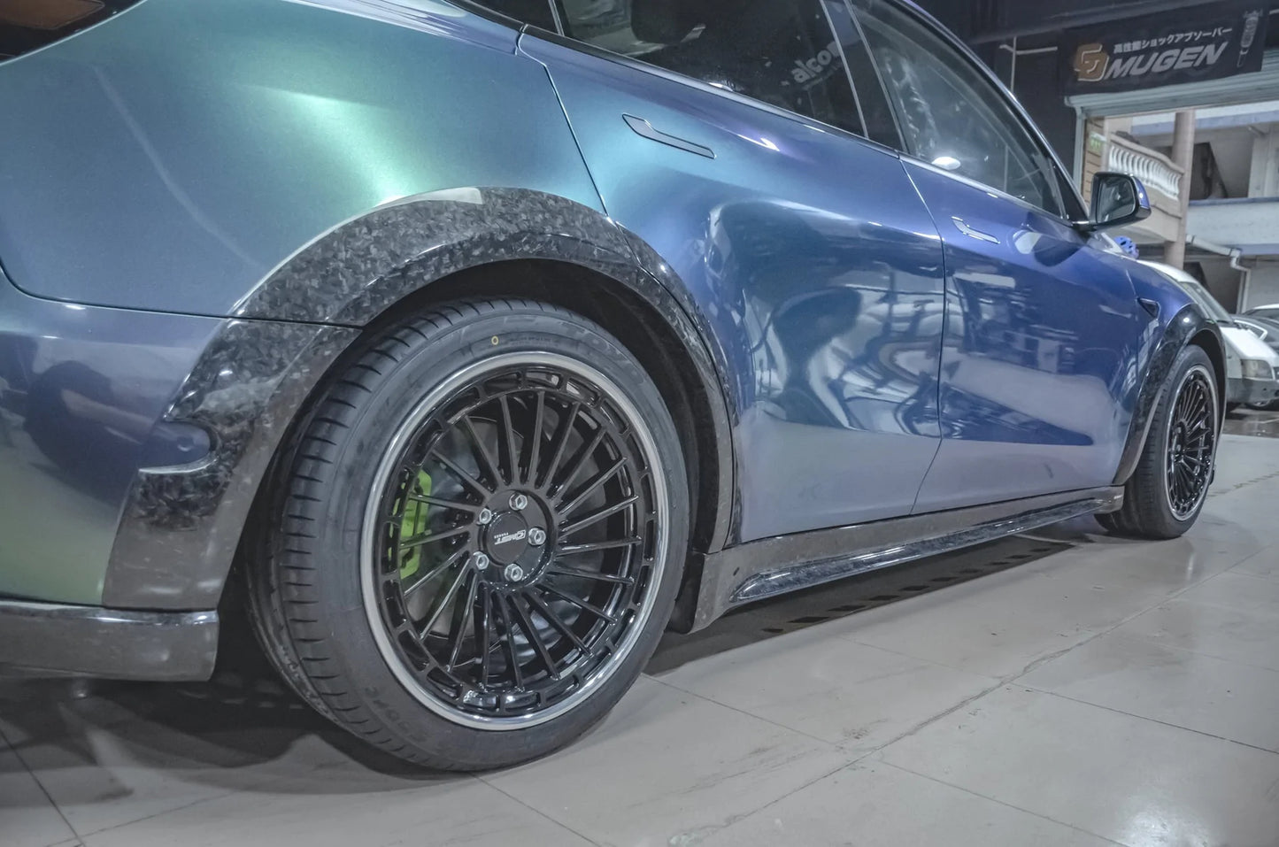 TESLA MODEL Y (2021-ON) CARBON FIBER SIDE SKIRTS V1